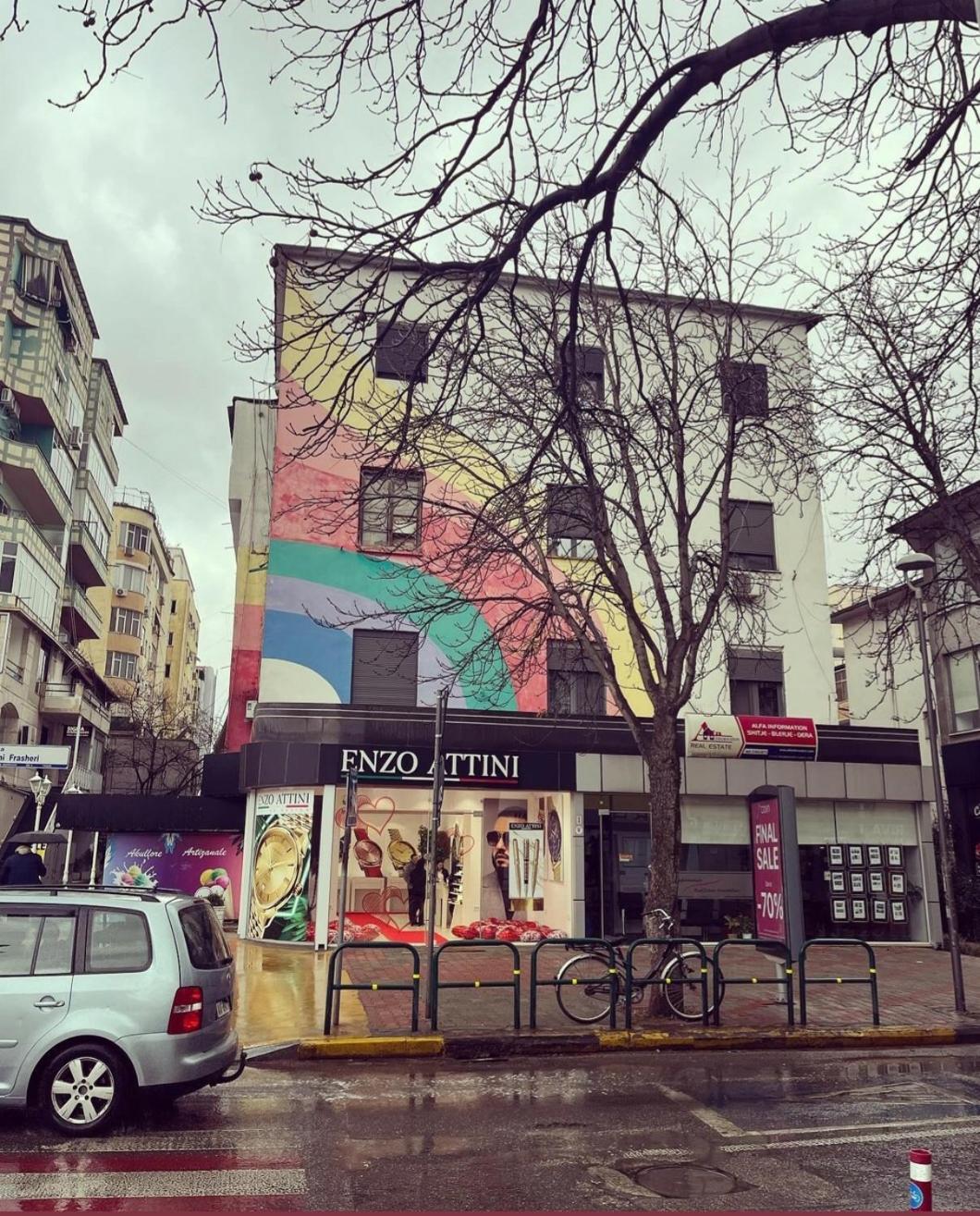 Arso Studio Tiranë Rom bilde